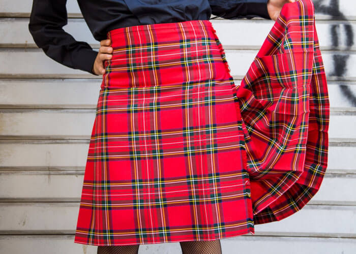Man's kilt length guidance: finding the perfect fit and style.